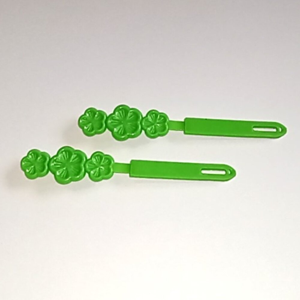 Girls Retro Green Plastic Barrettes